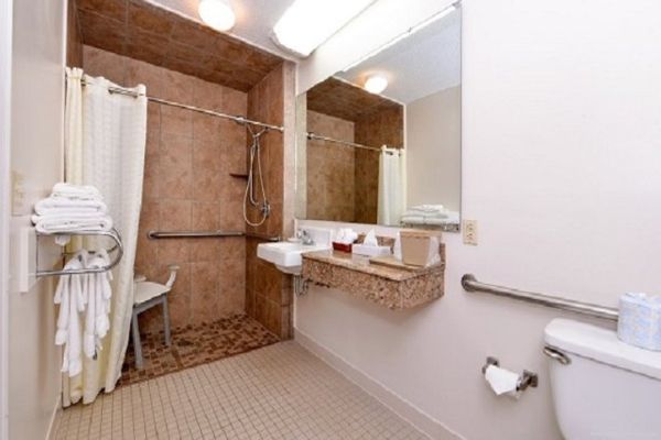 Briarwood Inn of Geneva